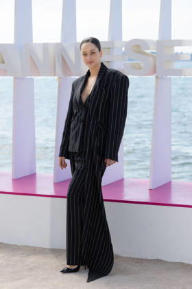 The 9th Canneseries International Festival - Many People Need To Die Photocall Laura Weissmahr attends the Many People Need To Die Photocall at the 9th Canneseries International Festival at Plage Du Majestic on April 25, 2026 in Cannes, France Photo by Shootpix ABACAPRESS.COM Cannes France  Copyright: xShootpix ABACAx