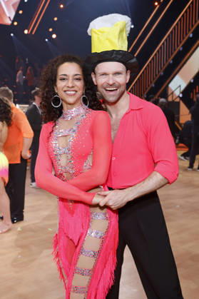 Sängerin Nadja Benaissa (No Angels) und Tänzer Vadim Garbuzov bei der siebten Tanzshow der 19. Staffel der RTL-Tanzshow Lets Dance im Coloneum. Köln, 24.04.2026 NRW Deutschland Copyright: xChristophxHardtx