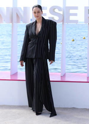Laura Weissmahr Photocall Many people need to die at the 9th edition of CanneSeries on the Majestic beach in Cannes on 25 April 2026 Denis Guignebourg Bestimage Celebrities on the photocall at the 9th edition of Canneseries in Cannes on 25 04 2026 Cannes France  Copyright: xDenisxGuignebourgx xBestimagexDenisxGuignebourgx xBestimagex