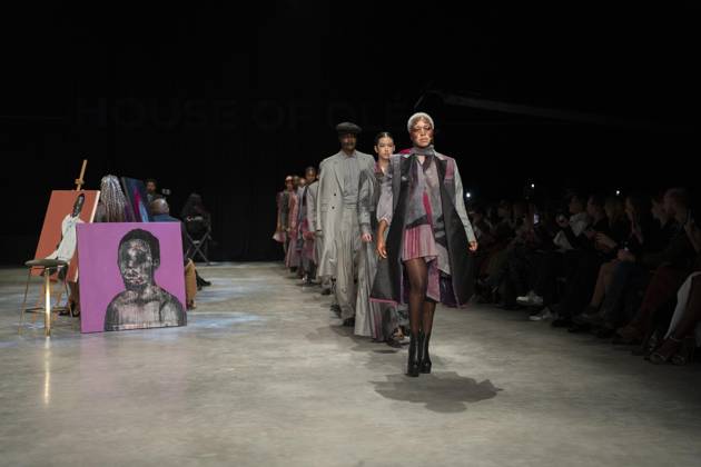 South African Fashion Week (SAFW) JOHANNESBURG, SOUTH AFRICA - APRIL 25: Models present Spring Summer 2026 collections on the runway during South African Fashion Week (SAFW) at the Vrtuosus Studio in Johannesburg, South Africa on April 25, 2026. Ihsaan Haffejee Anadolu Johannesburg South Africa. Editorial use only. Please get in touch for any other usage.  Copyright: x2026xAnadoluxIhsaanxHaffejeex