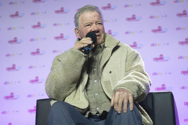 April 25, 2026, Calgary, Alberta, CANADA: William Shatner, 95, speaks during a panel at Calgary Expo at the BMO Centre in Calgary, Alberta, Canada on Saturday, April 26, 2026. Calgary CANADA - ZUMAr123 20260425_zap_r123_006 Copyright: xBadenxRothx