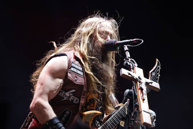 RECORD DATE NOT STATED black label society faz show no bangers open air Sao Paulo (SP), April 25, 2026 - Bangers Open Air Music SP - Black Label Society performs during the first day of the Bangers Open Air festival this Saturday, the 25th, at the Memorial da America Latina in Sao Paulo. This is the biggest metal festival in Brazil, featuring big names in heavy rock from the national and international scene.(Foto: Fabricio Bomjardim Thenews2 imago images) black label society faz show no bangers open air  Copyright: xFabricioxBomjardimx