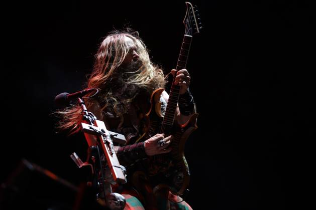 RECORD DATE NOT STATED black label society faz show no bangers open air Sao Paulo (SP), April 25, 2026 - Bangers Open Air Music SP - Black Label Society performs during the first day of the Bangers Open Air festival this Saturday, the 25th, at the Memorial da America Latina in Sao Paulo. This is the biggest metal festival in Brazil, featuring big names in heavy rock from the national and international scene.(Foto: Fabricio Bomjardim Thenews2 imago images) black label society faz show no bangers open air  Copyright: xFabricioxBomjardimx