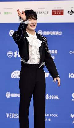 BEIJING, CHINA - APRIL 25: Singer Charlie Zhou Shen attends the closing ceremony of the 16th Beijing International Film Festival on April 25, 2026 in Beijing, China.  Copyright: xVCGx 111637240155