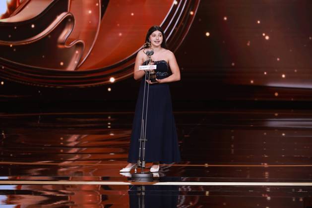 BEIJING, CHINA - APRIL 25: Madalena Cunha receives the Best Supporting Actress Award at the closing ceremony of the 16th Beijing International Film Festival on April 25, 2026 in Beijing, China.  Copyright: xVCGx 111637270032