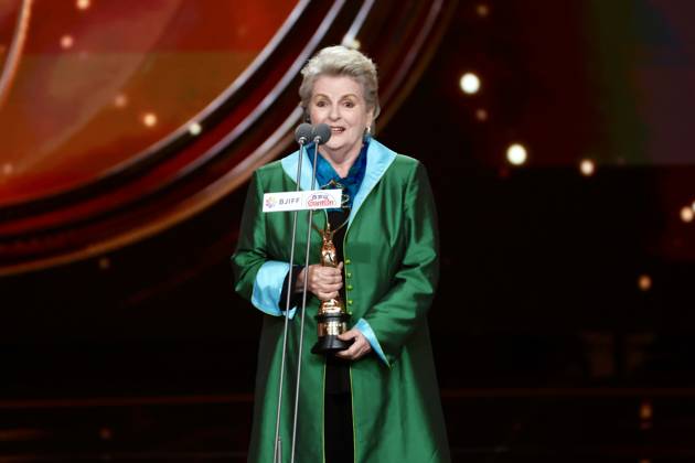 BEIJING, CHINA - APRIL 25: Brenda Blethyn receives the Best Actress Award at the closing ceremony of the 16th Beijing International Film Festival on April 25, 2026 in Beijing, China.  Copyright: xChinaxNewsxServicex 111637288225
