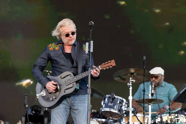 April 25, 2026, Indio, California, U.S: PHILIP SWEET of Little Big Town during Stagecoach Music Festival at Empire Polo Club in Indio, California Indio U.S  - ZUMAs135 20260425_zap_s135_126 Copyright: xDanielxDeSloverx