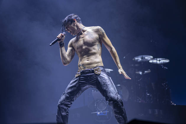 Yungblud performs at AO Arena Yungblud performs at AO Arena, Manchester, England, 25th April 2026, Credit:Mike Gray Avalon  Copyright: xMikexGrayx xAvalonx 1094364199