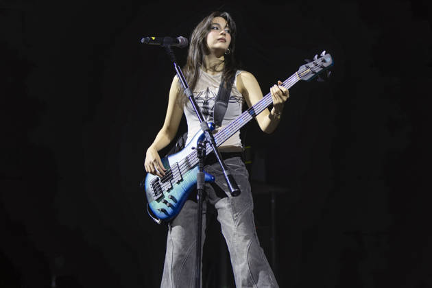 The Warning perform at AO Arena Bassist Alejandra Villarreal VÃ lez of Mexican rock band The Warning performs at AO Arena, Manchester, 25th April 2026, Credit:Mike Gray Avalon  Copyright: xMikexGrayx xAvalonx 1094365772