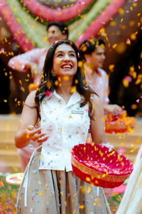 RECORD DATE NOT STATED Radhika Merchant during the visit of Pop-star Rihanna (unseen) to the Ambani family at their home for lunch Mumbai, April 26 (ANI): Radhika Merchant during the visit of Pop-star Rihanna (unseen) to the Ambani family at their home for lunch, in Mumbai on Sunday. Mumbai Maharashtra India Copyright: xANIx ANI_20260426100
