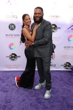 LOS ANGELES, CALIFORNIA - APRIL 26:Anthony Anderson & Rosco Diaz at Celebration of Serenity : The Sneaker Ball on April 26, 2026 Credit: USA  - ZUMAa123 20260426_zaa_a123_241 Copyright: xAdMediax