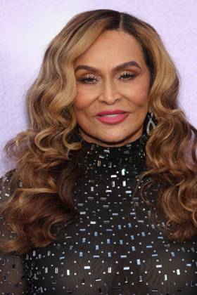 LOS ANGELES, CALIFORNIA - APRIL 26: Tina Knowles at Celebration of Serenity : The Sneaker Ball on April 26, 2026 Credit: USA  - ZUMAa123 20260426_zaa_a123_212 Copyright: xAdMediax