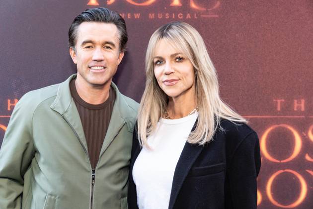 April 26, 2026, Bronx, New York, USA: Rob McElhenney and Kaitlin Olson attend Lost Boys opening night on Broadway at Palace Theatre in New York, NY on April 26, 2026. Bronx USA  - ZUMAr339 20260426_znp_r339_103 Copyright: xLevxRadinx