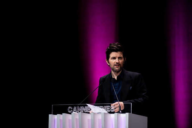 Canneseries 2026 Adam Scott a lhonneur Adam Scott receives the Canal Icon award during a ceremony at the 9th Canneseries International Festival in Cannes, France on April 26, 2026 Photo by Loran Mafar Starface 455415 2026 04 26 Cannes Fidji Scott, Adam  Copyright: xLoranxMafarx xStarfacex STAR_455415_011