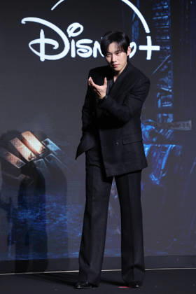 S. Korean actor Kim Sung-chul S. Korean actor Kim Sung-chul South Korean actor Kim Sung-chul, who stars in the new drama Gold Land, an original series by Disney+, poses for a photo during a publicity event in Seoul on April 27, 2026. The first episode of the series will be available on April 29. (Yonhap) 2026-04-27 14:38:09 < 1980-2026 YONHAPNEWS AGENCY. .> ¼­¿ïÆ¯º°½Ã EDITORIAL USE ONLY  Copyright: xx PYH2026042713790034400 YonhapxNewsx yonphotos251790