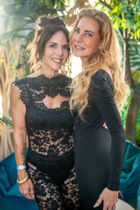 Daniela Büchner und Giulia Siegel im neu gestalteten First Floor des Megaparks;Saison-Opening 2026 im Megapark auf Mallorca -, Playa de Palma Mallorca Spanien Megapark