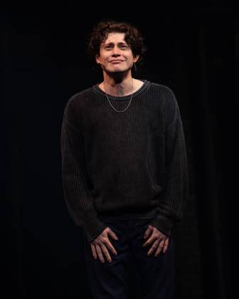 LJ Benet on stage for THE LOST BOYS Opening Night Curtain Call on Broadway, Palace Theatre, New York, NY, April 26, 2026. Photo By: Simon Lindenblatt Everett Collection THE LOST BOYS Opening Night Curtain Call on Broadway 