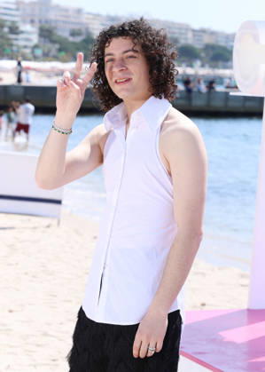 Roman Doduik Photocall Jury competition series courtes sur la plage du Majestic lors de la 9ème édition de CanneSeries à Cannes le 27 Avril 2026 Denis Guignebourg Bestimage Celebrities at the 9th edition of Canneseries in Cannes on 27 04 2026 au photocall du jury Compétition Séries Courtes sur la plage du Majestic lors de la 9ème édition du festival CanneSeries à Cannes, le 27 avril 2026 Denis Guignebourg Bestimage Photocall of the Short Series Competition jury on the Majestic beach during the 9th edition of the Canneseries festival in Cannes, on April 26th, 2026 Cannes France  Copyright: xDenisxGuignebourgx xBestimagexDenisxGuignebourgx xBestimagex