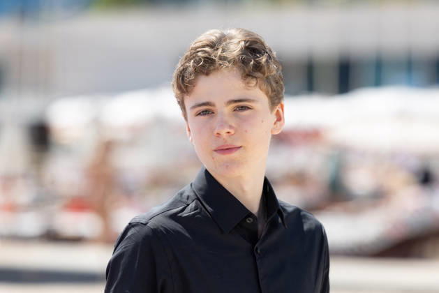 The 9th Canneseries International Festival - SUMMER OF 1985 Photocall Linus Rogsgard, Amy Deasismont, Bjorn Stein attends the SUMMER OF 1985 Photocall at the 9th Canneseries International Festival at Plage Du Majestic on April 27, 2026 in Cannes, France. Photo by ShootPix ABACAPRESS.COM Cannes France  Copyright: xShootpix ABACAx