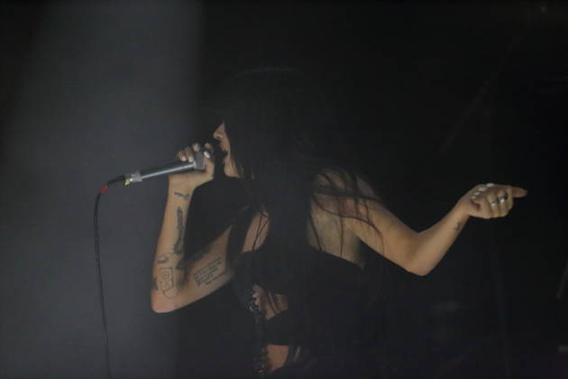 Maggie Lindemann bei einem Konzert im Hole 44 in Berlin, 27. April 2026. Maggie Lindemann Konzert Berlin