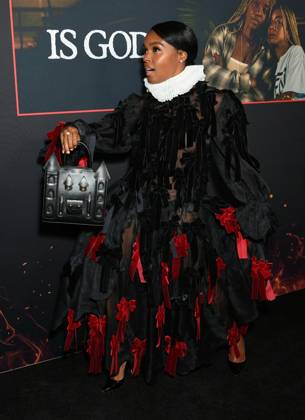 Janelle Monae at arrivals for IS GOD IS Premiere, Brooklyn Academy of Music (BAM) Rose Cinema, New York, NY, April 27, 2026. Photo By: Quoin Pics Everett Collection IS GOD IS Premiere PUBLICATIONXNOTxINxCANxCHNxFRAxITAxJPNxNORxPOLxRUSxESPxUKxUSA