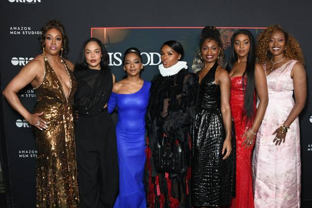 Vivica A. Fox, Tessa Thompson, Kara Young, Janelle Monae, Aleshea Harris, Mallori Johnson, Erika Alexander at arrivals for IS GOD IS Premiere, Brooklyn Academy of Music (BAM) Rose Cinema, New York, NY, April 27, 2026. Photo By: Quoin Pics Everett Collection IS GOD IS Premiere PUBLICATIONXNOTxINxCANxCHNxFRAxITAxJPNxNORxPOLxRUSxESPxUKxUSA