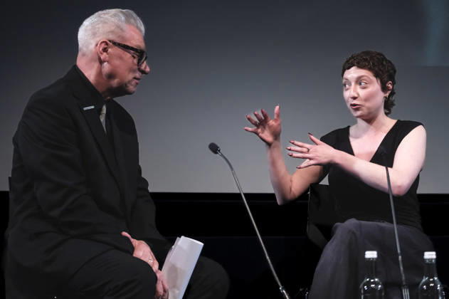 Mark Kermod und Thea Gajic in der Talkshow Mark Kermode Live in 3D im BFI Southbank. London, 27.04.2026