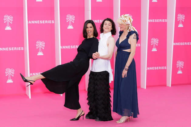Pink Carpet - The 9th Canneseries International Festival - Day 5 Roman Doduik, Hiba Bennani and Olivia Côte attend the Day Five of the 9th Canneseries International Festival on April 27, 2026 in Cannes, France. Photo by ShootPix ABACAPRESS.COM Cannes France  Copyright: xShootpix ABACAx