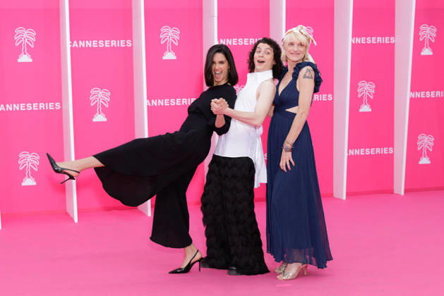 Pink Carpet - The 9th Canneseries International Festival - Day 5 Roman Doduik, Hiba Bennani and Olivia Côte attend the Day Five of the 9th Canneseries International Festival on April 27, 2026 in Cannes, France. Photo by ShootPix ABACAPRESS.COM Cannes France  Copyright: xShootpix ABACAx