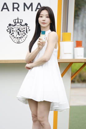 K-Pop Stars at Acqua di Parma Seoul Pop-up South Korean actress Lee Joo-bin poses for photos during the opening event of the Acqua di Parma Buongiorno Il Chioschetto pop-up installation in Seoul, South Korea, April 28, 2026. Seoul South Korea  Copyright: xMatrixxImages JungxUi-Chelx