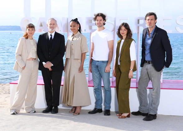 Alex Doux, Francis Huster, Erika Sainte, Lannick Gautry, Zoi Severin, Philypa Phoenix et Bruno Garcia Photocall for the series Zodiac during the 9th edition of the CanneSeries festival in Cannes, on April 28, 2026 Denis Guignebourg Bestimage Photocall for the series Zodiac during the 9th edition of the CanneSeries festival in Cannes, on April 28, 2026 Cannes France  Copyright: xDenisxGuignebourgx xBestimagexDenisxGuignebourgx xBestimagex