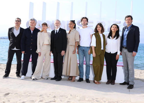 Alex Doux, Francis Huster, Erika Sainte, Lannick Gautry, Zoi Severin, Philypa Phoenix et Bruno Garcia Photocall for the series Zodiac during the 9th edition of the CanneSeries festival in Cannes, on April 28, 2026 Denis Guignebourg Bestimage Photocall for the series Zodiac during the 9th edition of the CanneSeries festival in Cannes, on April 28, 2026 Cannes France  Copyright: xDenisxGuignebourgx xBestimagexDenisxGuignebourgx xBestimagex