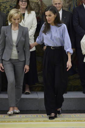 April 28, 2026, Madrid, Madrid, Spain: QUEEN LETIZIA of Spain attends several audiences Madrid Spain - ZUMAc260 20260428_zep_c260_005 Copyright: xMikexChicorrox