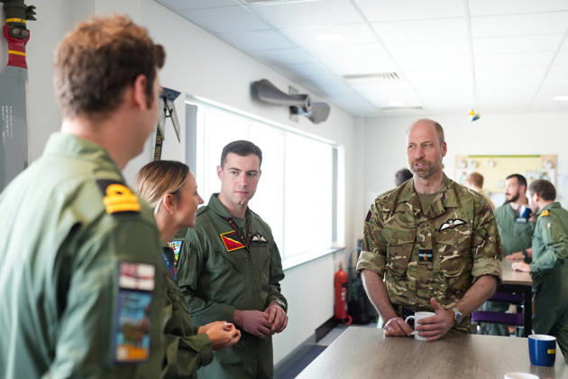 . 28 04 2026. Anglesey, United Kingdom. Prince William during a visit to RAF Valley on the island of Anglesey in Wales, United Kingdom.  xPoolx xi-Imagesx IIM-26741-0017