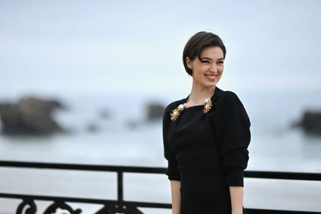 Chanel Cruise Show Photocall - Biarritz Anamaria Vartolomei attending photocall of the Chanel Cruise 2026-2027 fashion show at Casino Municipal in Biarritz, France on April 28, 2026. Photo by Franck Castel ABACAPRESS.COM Biarritz Nouvelle-Aquitaine France  Copyright: xCastelxFranck ABACAx