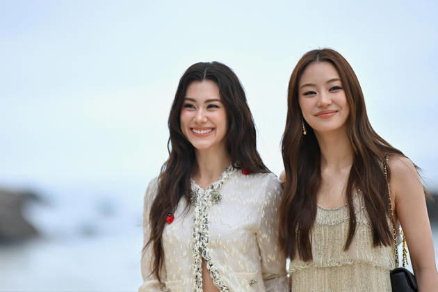 Chanel Cruise Show Photocall - Biarritz Lena Schuett and Miu Natsha attending photocall of the Chanel Cruise 2026-2027 fashion show at Casino Municipal in Biarritz, France on April 28, 2026. Photo by Franck Castel ABACAPRESS.COM Biarritz Nouvelle-Aquitaine France  Copyright: xCastelxFranck ABACAx