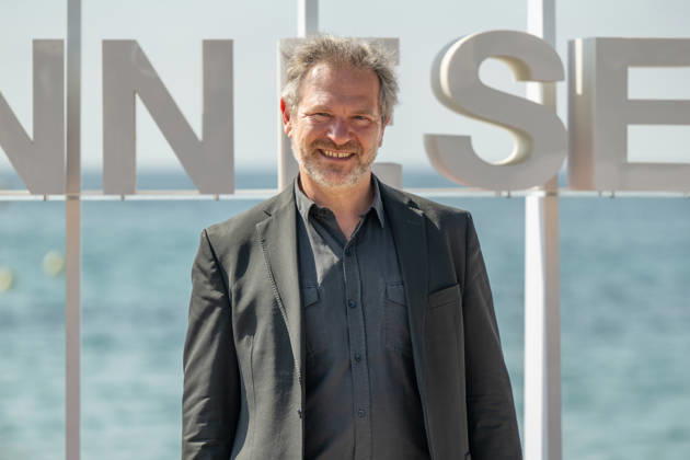 Regis Romele attends the L or bleu photocall in Hotel Majestic Beach during 9th CanneSeries festival in Cannes, France on April 28, 2026 Photo by Loran Mafar Starface 455461 2026 04 28 Cannes France  Copyright: xLoranxMafarx xStarfacex STAR_455461_072