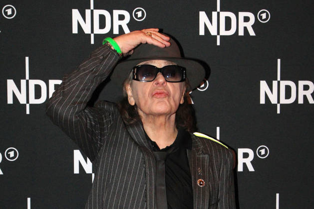 Udo Lindenberg bei der Premiere vom ARD Doku Film UDO Rebell. Rockstar. Ikone (ab 10. Mai 2026 in der ARD Mediathek) am 28.04.2026 in die Astor Filmlounge in Hamburg Udo Lindenberg at the premiere of the ARD documentary film UDO Rebel. Rockstar. Icon (available in the ARD Mediathek from May 10, 2026) on April 28, 2026 at the Astor Film Lounge in Hamburg, Germany Lindenbergs UDO Rebell. Rockstar. Ikone. ARD Filmdoku Premiere in Hamburg