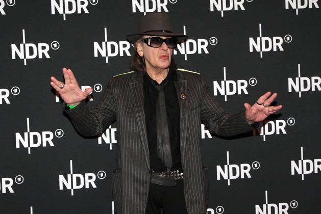 Udo Lindenberg bei der Premiere vom ARD Doku Film UDO Rebell. Rockstar. Ikone (ab 10. Mai 2026 in der ARD Mediathek) am 28.04.2026 in die Astor Filmlounge in Hamburg Udo Lindenberg at the premiere of the ARD documentary film UDO Rebel. Rockstar. Icon (available in the ARD Mediathek from May 10, 2026) on April 28, 2026 at the Astor Film Lounge in Hamburg, Germany Lindenbergs UDO Rebell. Rockstar. Ikone. ARD Filmdoku Premiere in Hamburg
