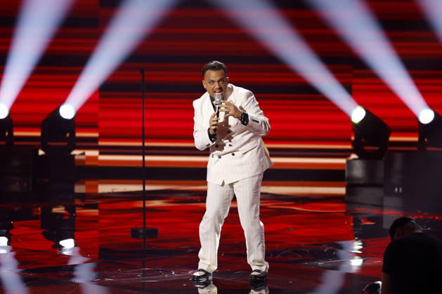 Kandidat Menowin Fröhlich bei der ersten von drei Live-Shows der 22. Staffel der deutschen Gesangs-Castingshow Deutschland sucht den Superstar (DSDS) in den MMC-Studios. Köln, 28.04.2026 NRW Deutschland Copyright: xChristophxHardtx
