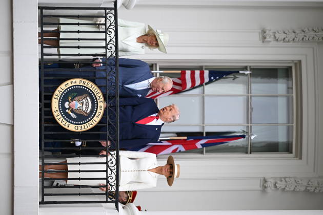 Trumps Welcome King Charles III and Queen Camilla From left to right: Queen Camilla, King Charles III of the United Kingdom of Great Britain and Northern Ireland, United States President Donald J Trump and first lady Melania Trump pose on the Blue Room Balcony during a state arrival ceremony on the South Lawn of the White House in Washington, DC, USA, on April 28, 2026. Credit: Kenny Holston Pool via CNP Washington District of Columbia United States of America EDITORIAL USE ONLY  Copyright: xx AdMediax admphotostwo985477