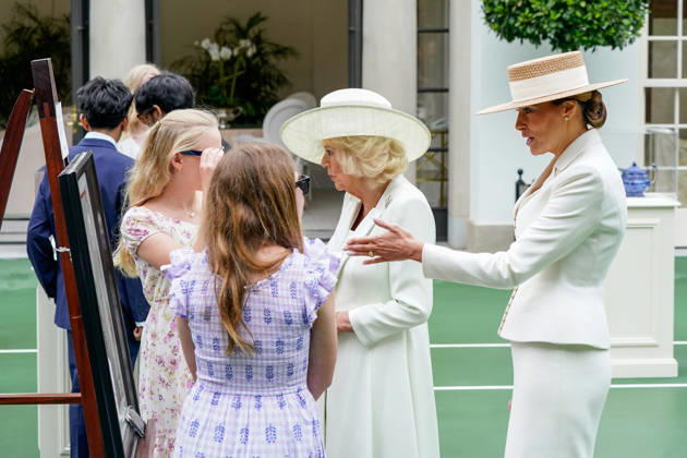 Trumps Welcome King Charles III and Queen Camilla WASHINGTON, DC - APRIL 28: U.S. First Lady Melania Trump and the United Kingdom™s Queen Camilla attend an event with students on Tuesday, April 28, 2026 at the White House in Washington, D.C. Credit: Maxine Wallace Pool via CNP Washington District of Columbia United States of America EDITORIAL USE ONLY  Copyright: xx AdMediax admphotostwo985482