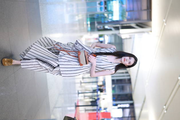 SHANGHAI, CHINA - APRIL 28: Model Sui He is seen at an airport on April 28, 2026 in Shanghai, China.  Copyright: xVCGx 111637911138