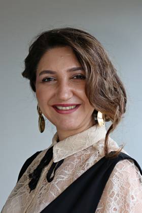 April 28, 2026, Diyarbakir, Turkey: Kurdish actress Ruges Kirici is seen during the event. Renowned Kurdish actress and TV host Ruges (Ruge?) Kirici attended the 11th Amed International Festival, organized by the Diyarbakir Metropolitan Municipality and the Amed City Theater in the city of Diyarbakir, Turkey..Renowned Kurdish actress and TV host Ruges (Ruge?) Kirici attended the 11th Amed International Festival, organized by the Diyarbakir Metropolitan Municipality and the Amed City Theater in the city of Diyarbakir, Turkey. Diyarbakir Turkey - ZUMAs197 20260428_aaa_s197_124 Copyright: xMehmetxMasumxSuerx