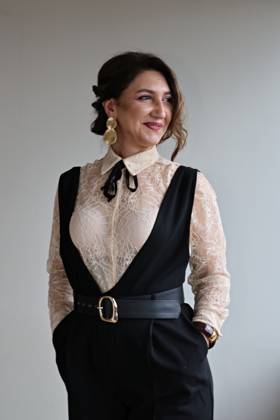 April 28, 2026, Diyarbakir, Turkey: Kurdish actress Ruges Kirici is seen during the event. Renowned Kurdish actress and TV host Ruges (Ruge?) Kirici attended the 11th Amed International Festival, organized by the Diyarbakir Metropolitan Municipality and the Amed City Theater in the city of Diyarbakir, Turkey..Renowned Kurdish actress and TV host Ruges (Ruge?) Kirici attended the 11th Amed International Festival, organized by the Diyarbakir Metropolitan Municipality and the Amed City Theater in the city of Diyarbakir, Turkey. Diyarbakir Turkey - ZUMAs197 20260428_aaa_s197_125 Copyright: xMehmetxMasumxSuerx