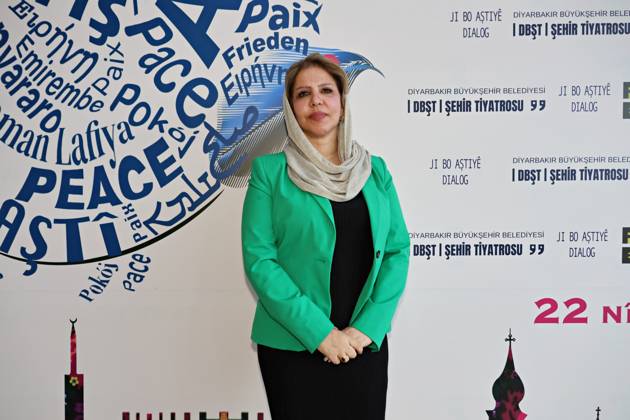 Muntaha Tariq at the Amed International Theatre Festival in Diyarbakir, Turkey - 28 Apr 2026 Professor Dr. Muntaha Tariq is seen during the festival. Professor Dr. Muntaha Tariq, a faculty member at Mustansiriyah University in Baghdad, Iraq, participated in the 11th Amed International Theatre Festival organized by Diyarbakir Metropolitan Municipality and Amed City Theatre. Tariq was a speaker at the panel titled Making Theatre in War Conditions . Diyarbakir Turkey Copyright: xMehmetxMasumxSuerx xSOPAxImagesx Tariq01_MMSuer