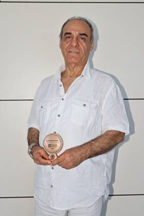 April 28, 2026, Diyarbakir, Turkey: Renowned Iranian Kurdish director and playwright Dr. Ghotbedin Sadeghi attends the 11th Amed International Theatre Festival, organized by the Diyarbakir Metropolitan Municipality and the Amed City Theatre in Turkey. Diyarbakir Turkey - ZUMAs197 20260428_aaa_s197_147 Copyright: xMehmetxMasumxSuerx