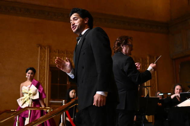 OPERA AUSTRALIA 70TH ANNIVERSARY, Australian soprano Stacey Alleaume and Tongan tenor Filipe Manu perform for the public as part of Opera Australia™s 70th anniversary at the on the steps of the Regent Theatre in Melbourne, Wednesday, April 29, 2026. ( NO ARCHIVING MELBOURNE VICTORIA AUSTRALIA  Copyright: xJOELxCARRETTx 20260429152557337001