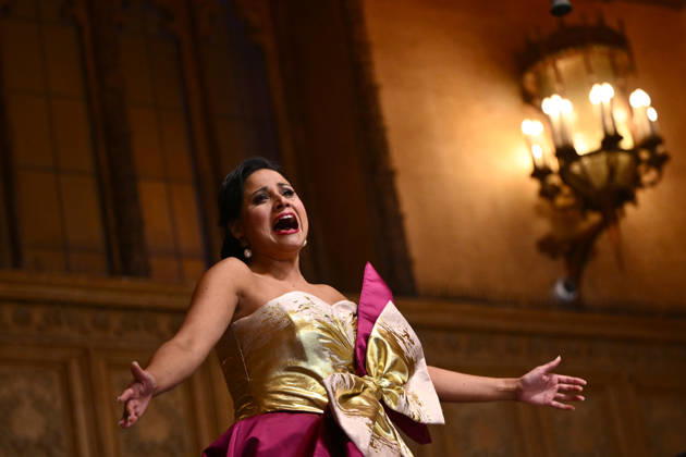 OPERA AUSTRALIA 70TH ANNIVERSARY, Australian soprano Stacey Alleaume performs for the public as part of Opera Australia™s 70th anniversary at the on the steps of the Regent Theatre in Melbourne, Wednesday, April 29, 2026. ( NO ARCHIVING MELBOURNE VICTORIA AUSTRALIA  Copyright: xJOELxCARRETTx 20260429192200407932