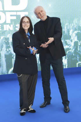 Billie Eilish und James Cameron bei der Premiere des 3D-Konzertfilms Billie Eilish - Hit Me Hard and Soft: The Tour im Odeon Luxe Leicester Square. London, 28.04.2026